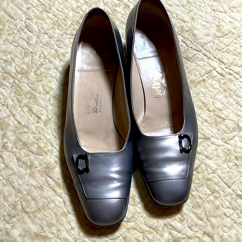 Salvatore Ferragamo Pumps Size 7B